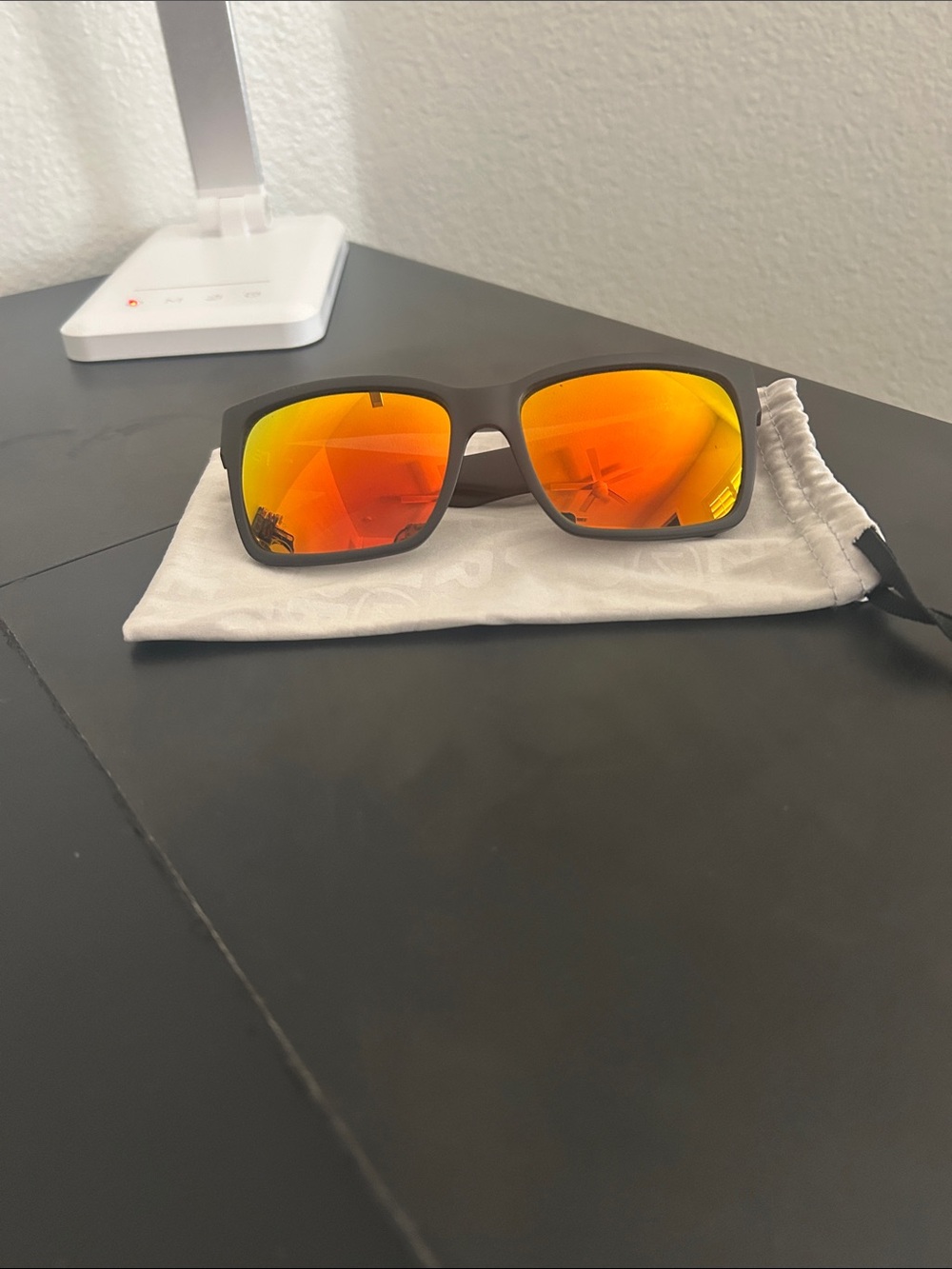 Vonzipper Elimore Polarized Black/Lunar Chrome Sunglasses